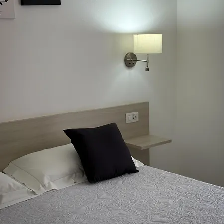 Bentus Bed & Breakfast 3*