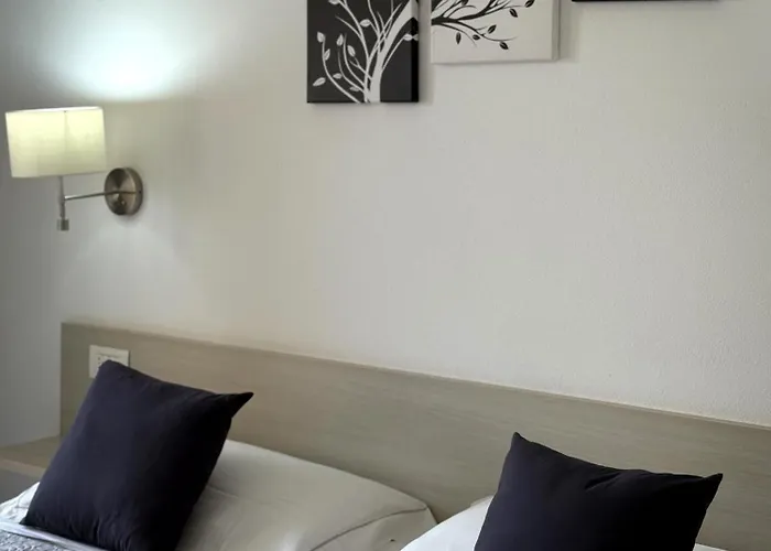 ベッド・アンド・ブレックファスト Bentus