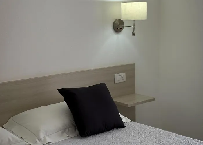 Bentus ベッド・アンド・ブレックファスト 3*